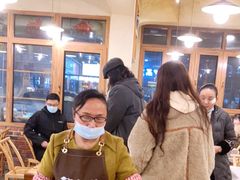 -霄汉牛三鲜湖北砂锅菜(万松园2店)