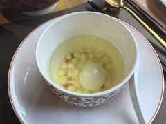 桂花鸡头米燕窝汤圆-新荣记(西溪湿地店)