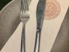 -BOURBON 玻本美式餐厅酒吧(虹桥新天地店)