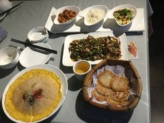 -怡得饭庄·宋大妈昆明菜·始于1996(滇池海埂大坝店)