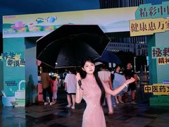 -万达广场(南昌红谷滩店)