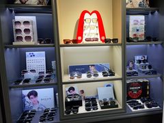 -宏宇眼镜蔡司依视路折扣店(兆佳眼镜城店)