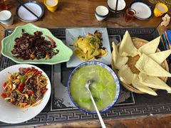 -三锅莊·牦牛肉火锅·香格里拉特色藏餐宴请餐厅(菱角塘路店)