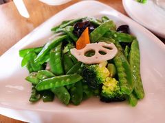 荷塘月色-贯贯吉·清真餐厅(浙江中路店)