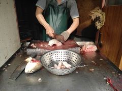 -梅记大块头爆鱼店(乍浦路店)