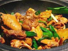 -芳村榕树头叹佬鸡煲(体育西店)