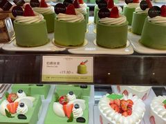 -罗森尼娜(德思勤店)