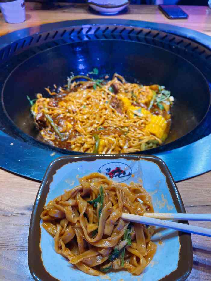 营信刘罗锅铁锅炖(昆山西路店)-"天气一天比一天热了,正常来说应该是