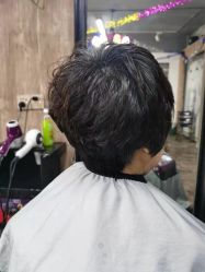 点击看大图 短发-东方美妍