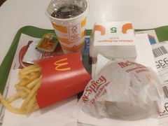 -麦当劳(新洲南路店)
