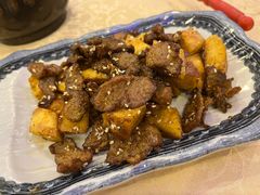 羊肉炒馕-维吾尔餐厅(宜山路店)