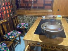 -果松木炭酸菜铜火锅·外婆参鸡汤