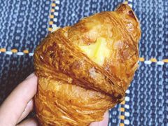 爆浆牛角-拾味中点(泺文路店)