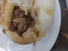 排骨肉包子-张包铺(道外店)