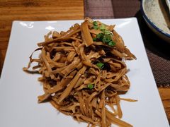丹江口生态笋干-丹江渔村(首都机场店)