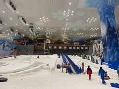 -长沙湘江冰雪世界