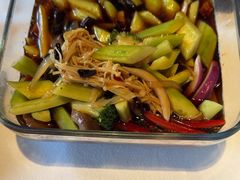 -八府香鸭·啫啫煲(华山路店)