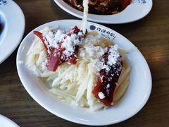 京糕梨丝-河沿肉饼Beijing Pie(东华门店)