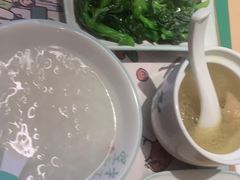 -老乡鸡(上海白玉兰广场店)