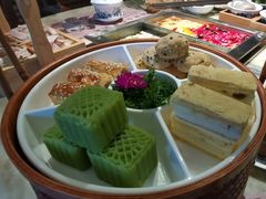 宫廷糕点拼盘-月满大江火锅(总府路店)