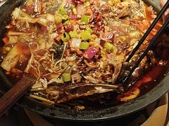 -鸣记脆皮烤鱼·海鲜烤鱼(三八广场店)