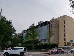 -百荣世贸商城