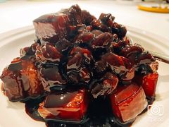 百叶结红烧肉-屋里厢上海菜馆