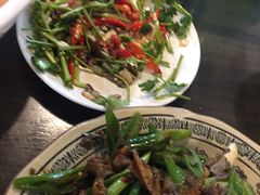 -聚八方土菜馆(余松路店)