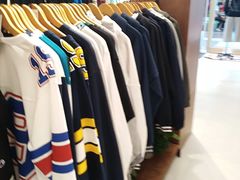 -枫叶小镇奥特莱斯