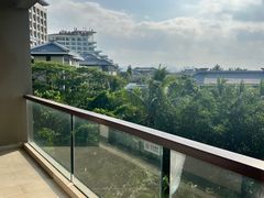 -三亚湾海居铂尔曼度假酒店