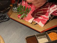 -铭牛烧肉·和牛海鲜自助(高新月牙湖店)
