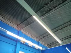 -中地华冠羽毛球俱乐部