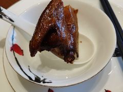 -泓历皇朝酒店(东亭店)