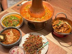 -浩海火燒雲傣家菜(芮欧百货店)