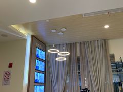 -维乐口腔(美维云门诊陆家嘴店)