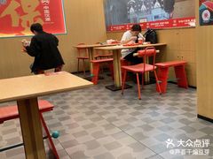 -塔斯汀中国汉堡(白云京溪地铁站店)