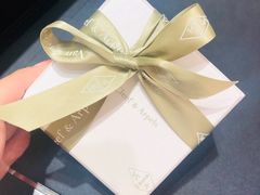 -梵克雅宝(国贸商城店)