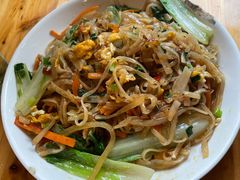 -宏兴烤鱼山庄(宣恩总店)