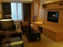 -上海漕河泾万丽酒店