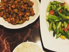 -红山红餐厅(宏源大厦店)