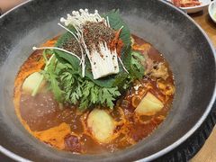-喇喇排骨火锅·传统韩式脊骨汤(望京西园总店)