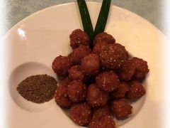 乾炸丸子-京味斋·北京烤鸭(北京南站洋桥店)