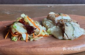 Herb Lemon Chicken Cutlet