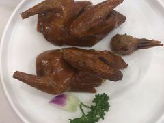 -香港新曜记·粤菜点心(滨江宝龙店)