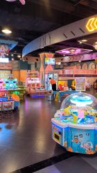 -卡通尼乐园(绿地缤纷城店)