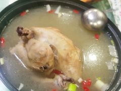 参鸡汤-金达莱冷面百年石锅饭(宾馆胡同店)