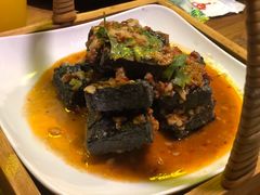 老长沙臭豆腐-湘里乡亲甲王二老店