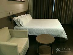 -锦江之星(广州海珠江泰路地铁站店)