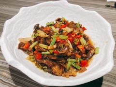 辣椒炒肉-湘悦茗宴(创维店)