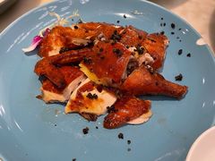 黑松露吊烧脆皮鸡-港丽餐厅(高德置地店)